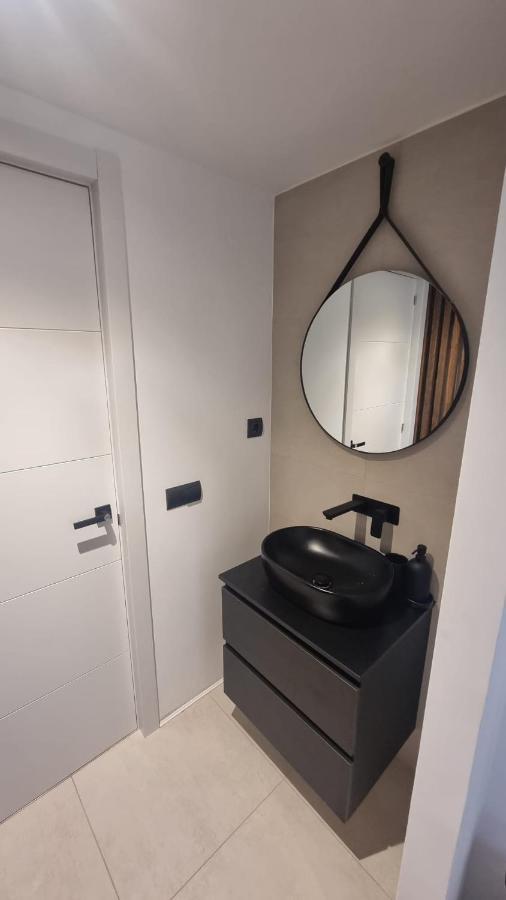 Luxe Appartement In Het Centrum Van Malaga Met Gratis Parkeerplek! Exterior foto